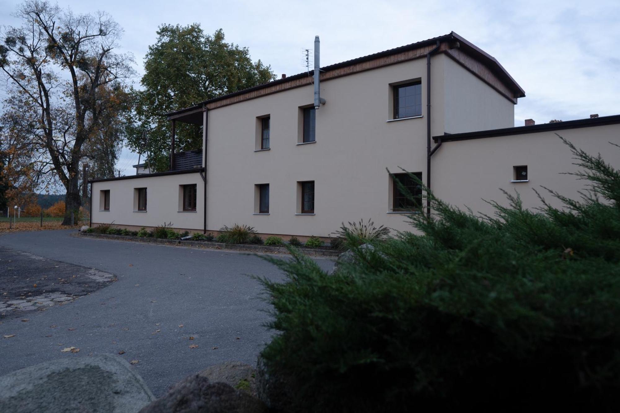 Bed and Breakfast Uroczysko Olesnica Chodzież Exterior foto